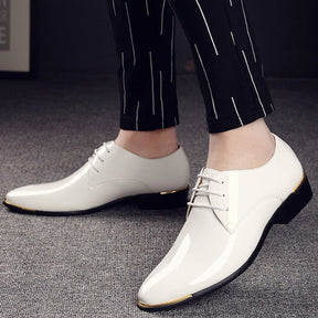 Sapato Masculino de Couro Envernizado